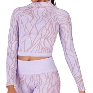 Athleta Courtney seamless long sleeve mock neck top size medium / 8